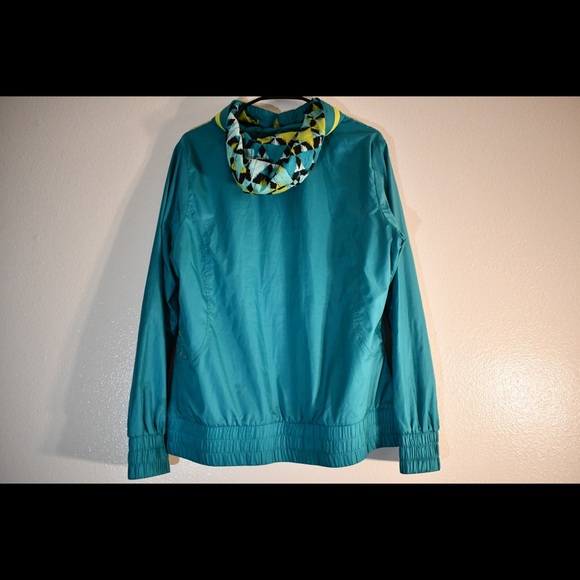 Jacket - Picture 2 of 5